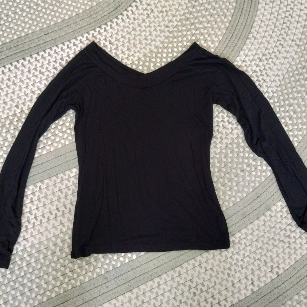 Black Fitted Long Sleeve Blouse